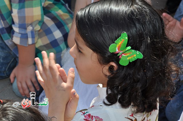 كفرقاسم – فيديو: بساتين الامل, السلام , والمحبة تحتفل بعيد الام على انغام عمو انس وجوقته ..